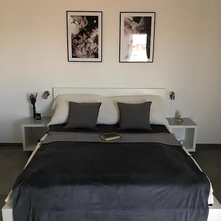 Prima Apartment