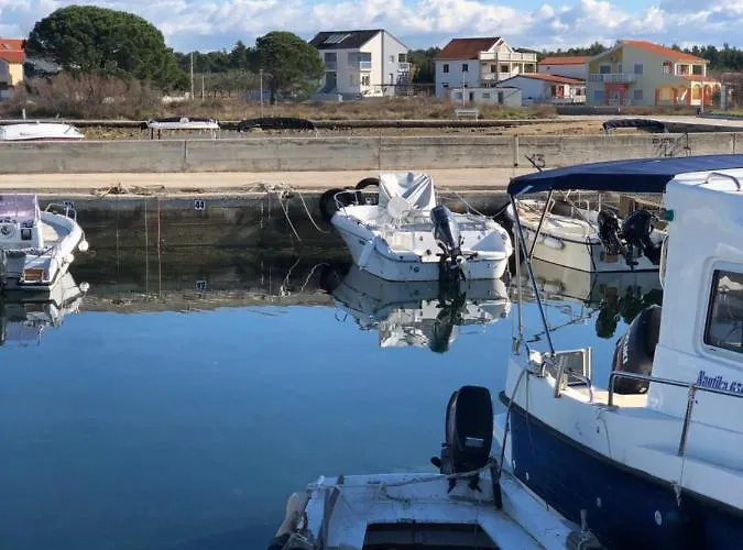 Prima Lägenhet Privlaka (Zadar)