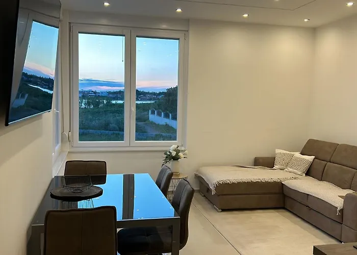 Apartament Prima *